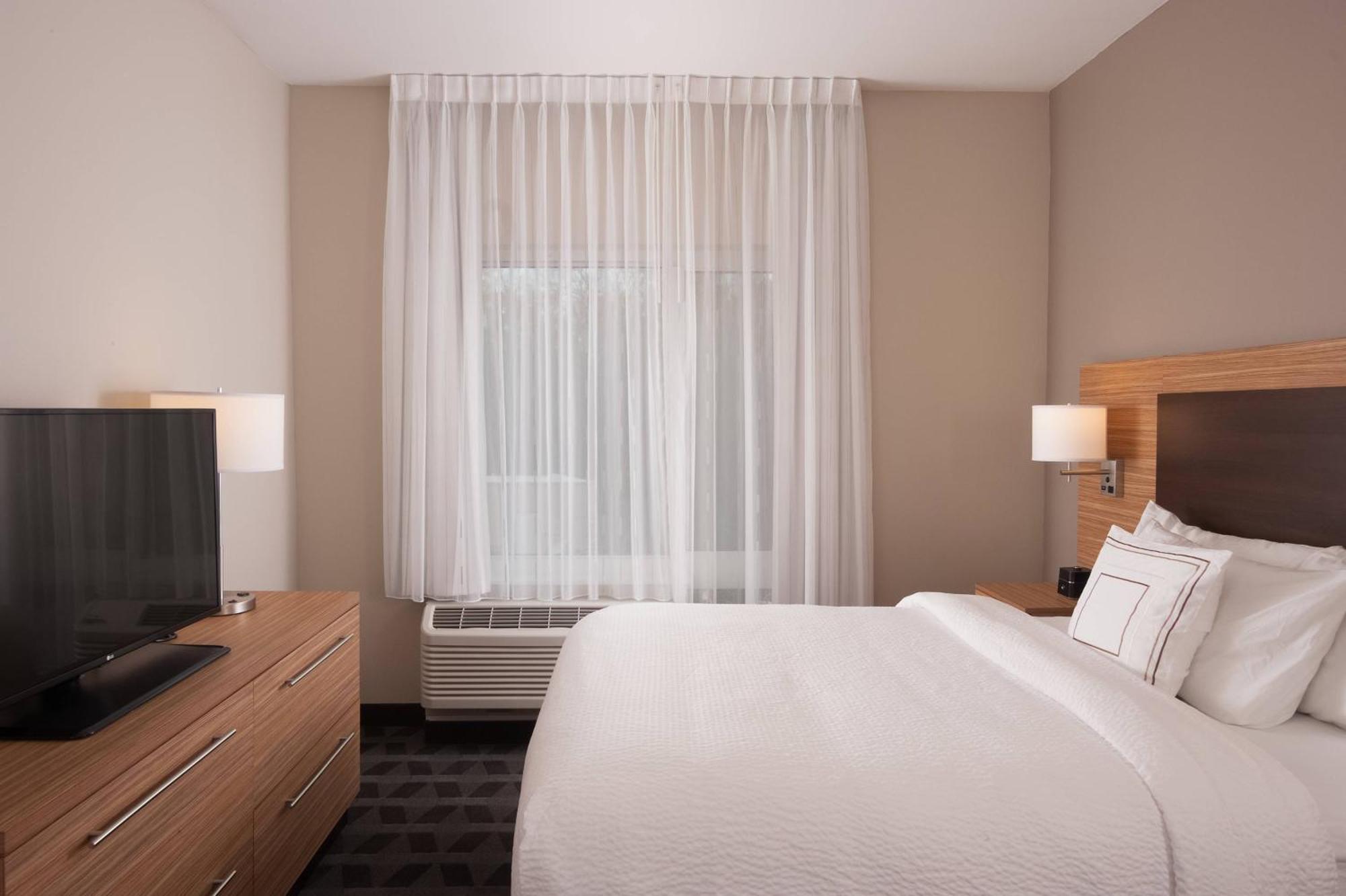 Towneplace Suites By Marriott Charleston Airport/Convention Center North Charleston Eksteriør billede